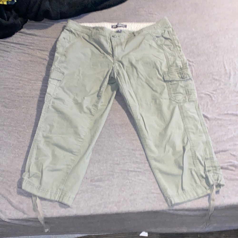 Capri Pants